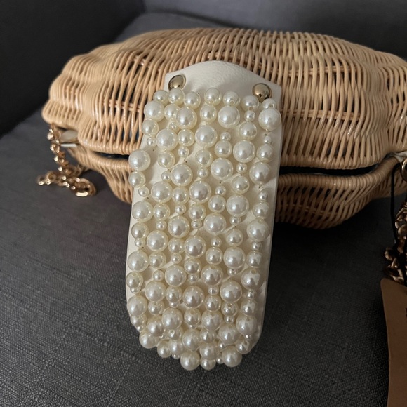 Straw Pearl Shell Weave Purse Crossbody Bag - Picture 5 of 6